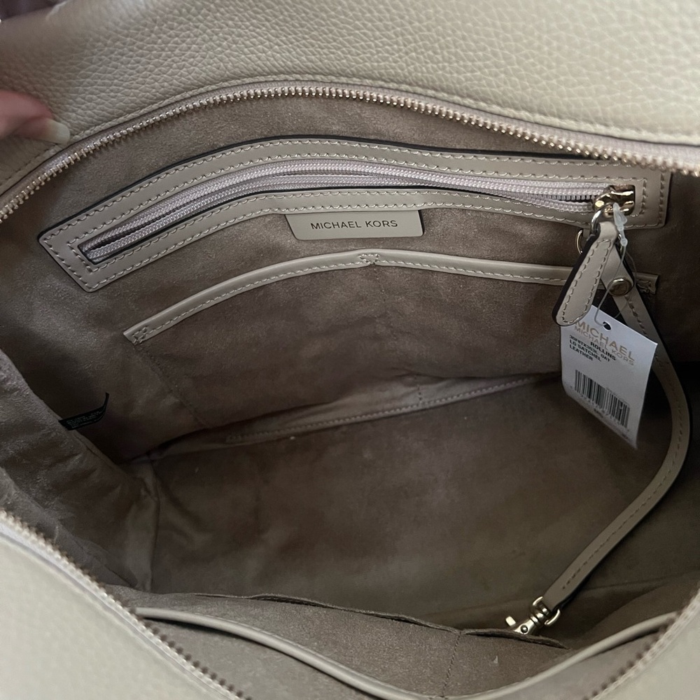 Michael Kors Tan Satchel with Double Handles and Detachable Strap - Picture 4 of 11